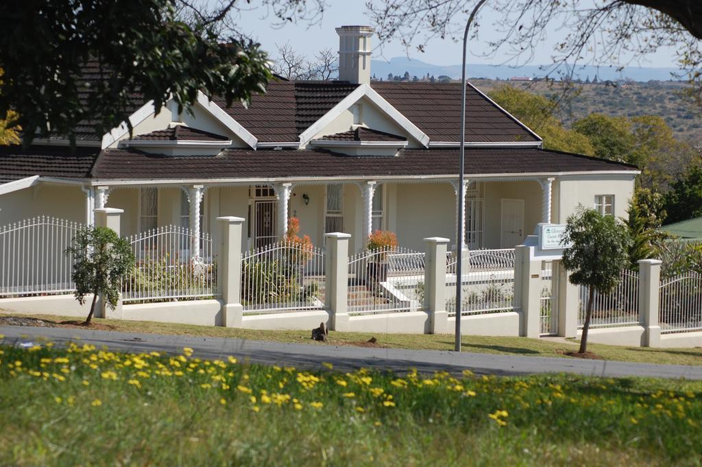 Glencoe Guest House キング・ウィリアムズ・タウン エクステリア 写真